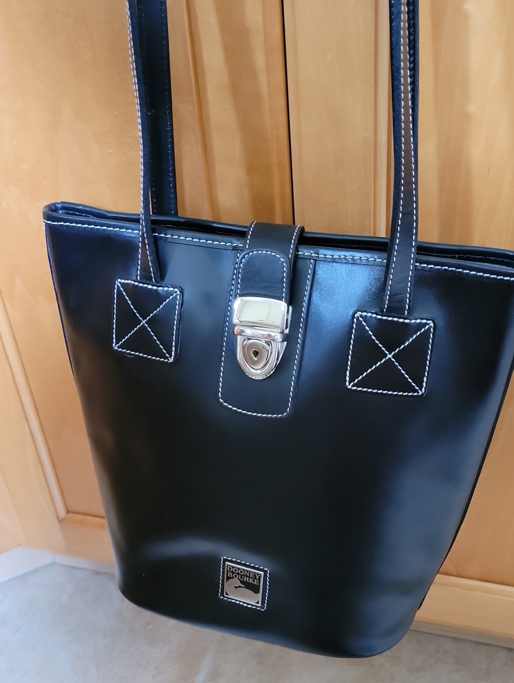Vintage Dooney & Bourke Little Bucket Bag Black.